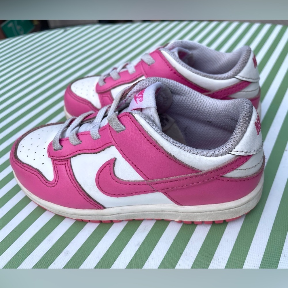 Nike Dunk Low Fuchsia Toddler Size 9.5 - Picture 4 of 10